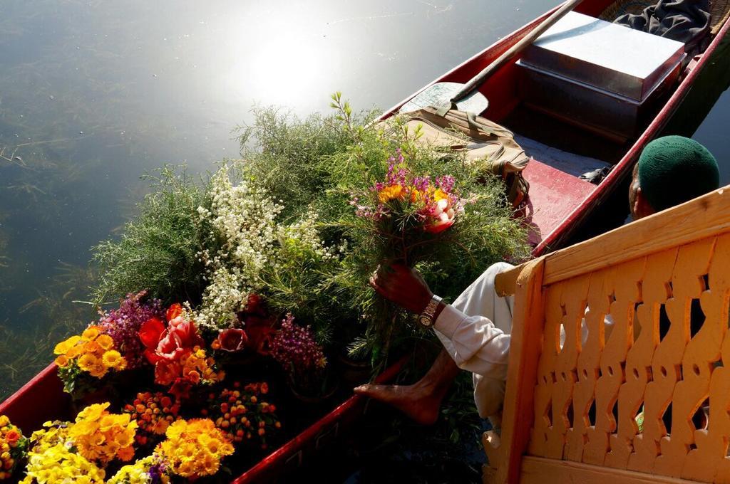 Akbar Group Of Heritage Houseboats Nagin Bagh Exterior photo