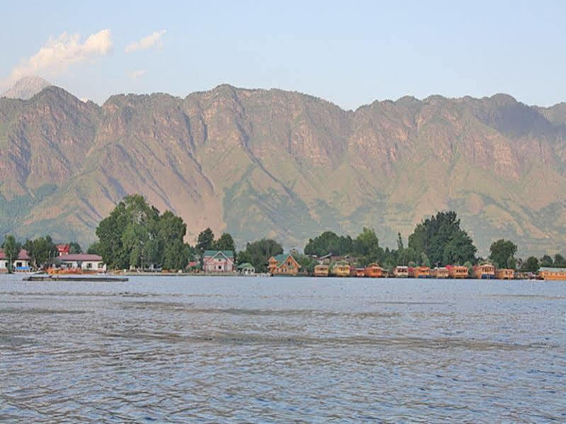 Akbar Group Of Heritage Houseboats Nagin Bagh Exterior photo